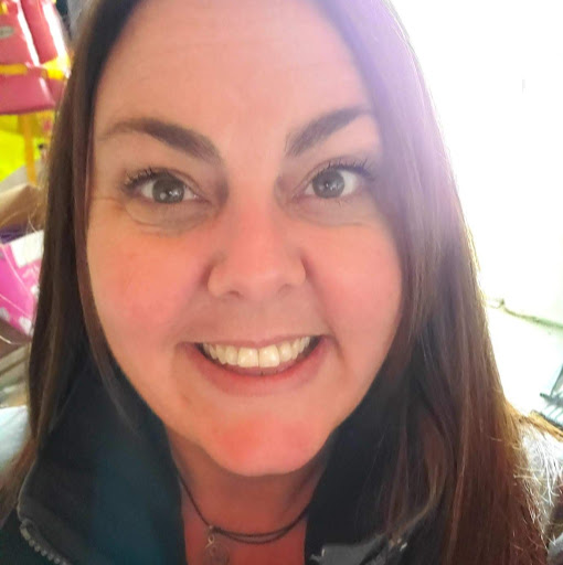 Kristin Barrett Photo 17