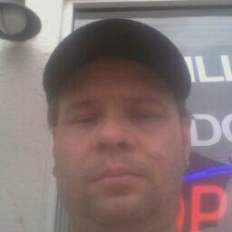 Aaron Delong Photo 9