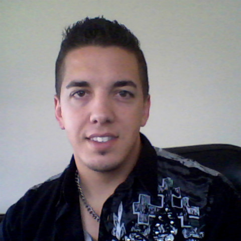 Sam Saxton Photo 9