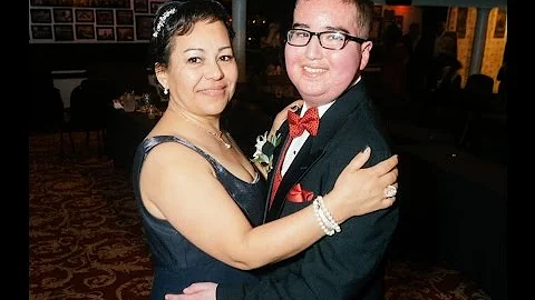 Edgar Canales Photo 27