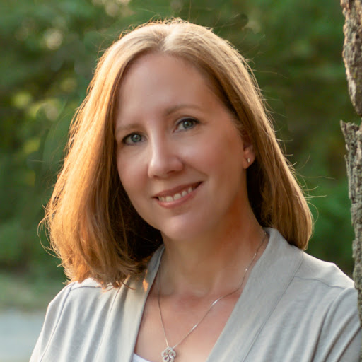 Laura Malinowski Photo 12