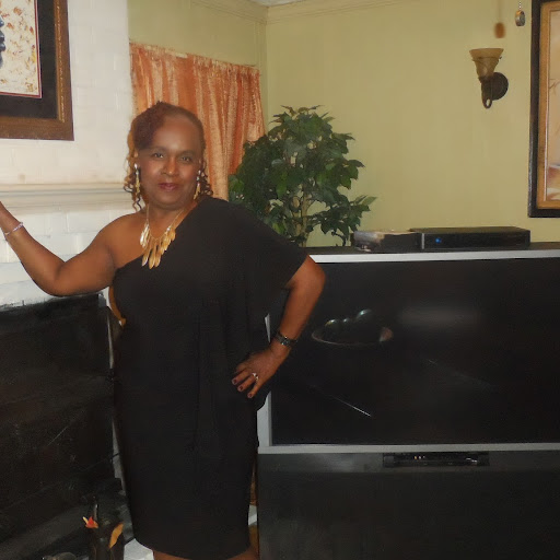 Cynthia Ingram Photo 13