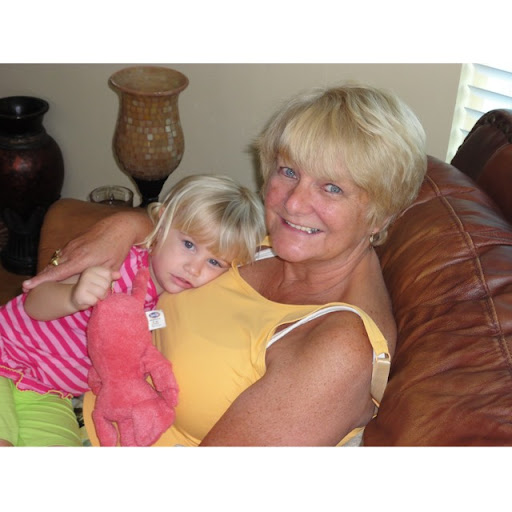 Carol Wells Photo 17