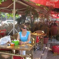 Susan Amini Photo 2