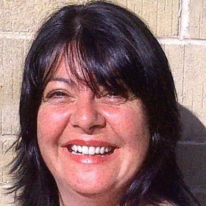 Helen Llewellyn Photo 9
