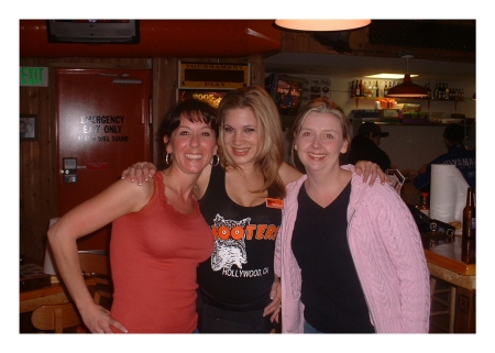 Dana Schultz Photo 20