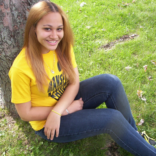Maria Connelly Photo 9