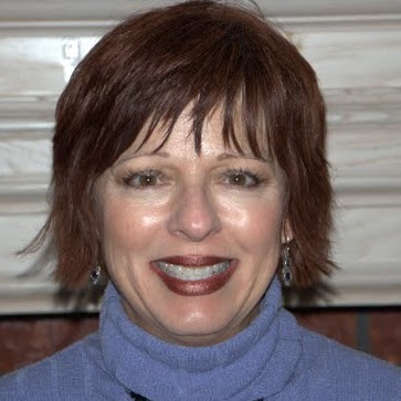 Lesa Williams Photo 15