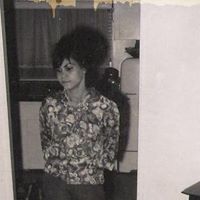 Barbara Hart Photo 4