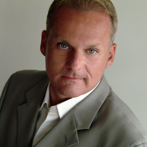 Thomas Courtney Photo 17