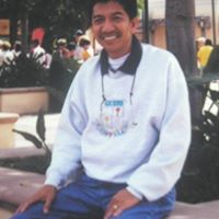 Rey Mendoza Photo 6