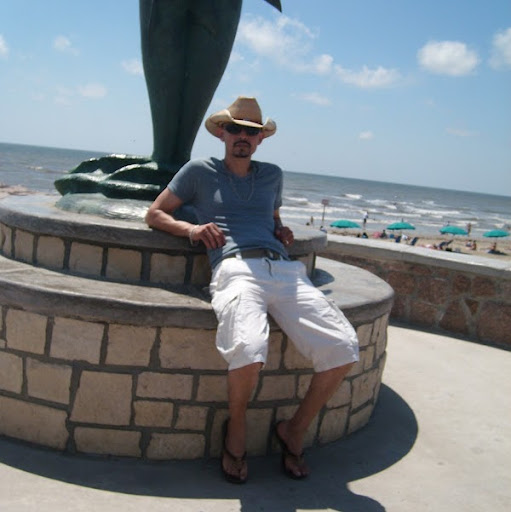 Rigoberto Lopez Photo 14