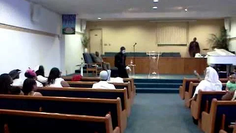 Aaron Belton Photo 21