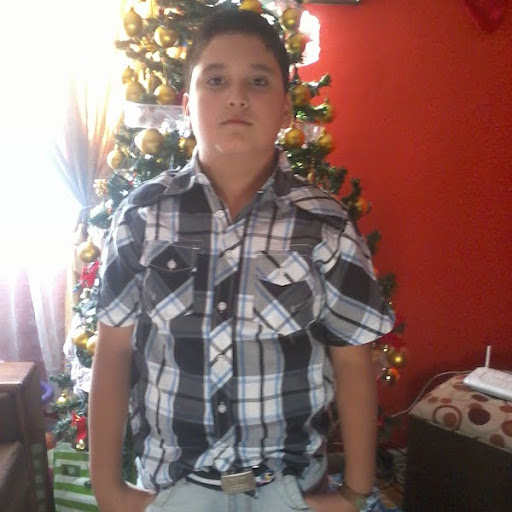 Erick Canales Photo 14