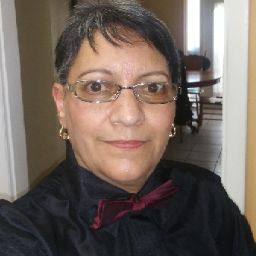 Luz Vargas Photo 11