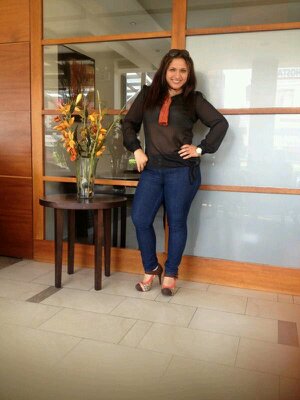 Ruth Paredes Photo 9