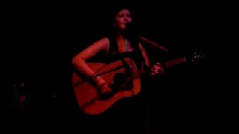 Caitlin Burgess Photo 25