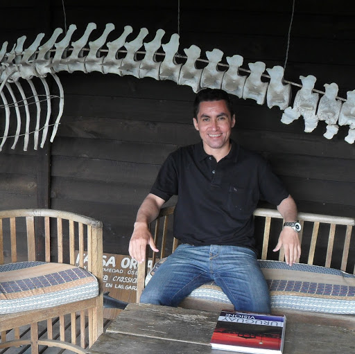 Francisco Cuellar Photo 16