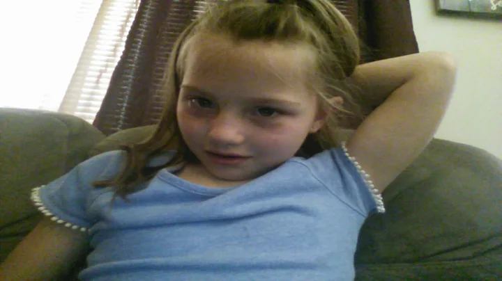 Ashley Senter Photo 17