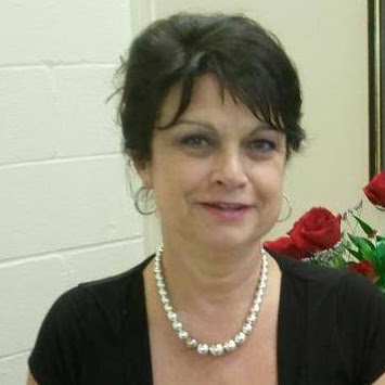 Eleanor James Photo 16