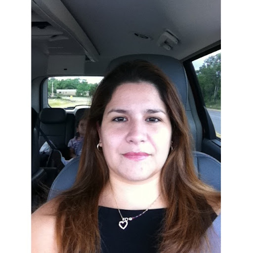 Cynthia Vela Photo 11