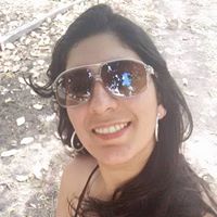 Aline Almeida Photo 1