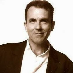 Martin Pitts Photo 9