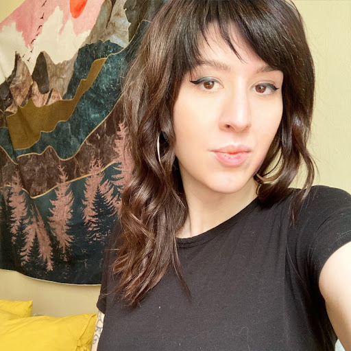 Laura Nova Photo 10