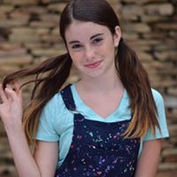 Leah Schultz Photo 4