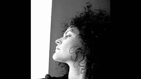Susana Ruiz Photo 35