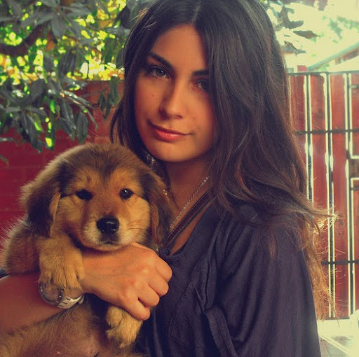 Nicole Saavedra Photo 13
