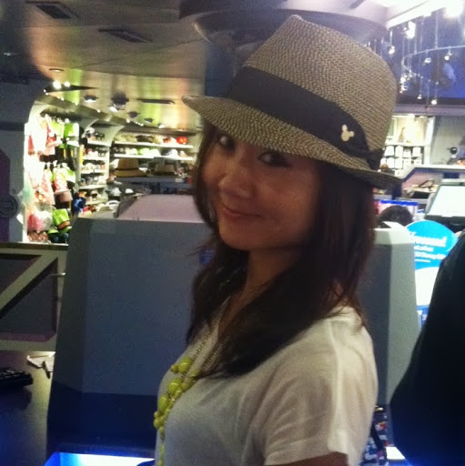 Maggie Han Photo 10