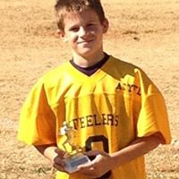 Eli Tucker Photo 6