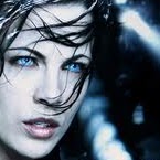 Raquel Evans Photo 12