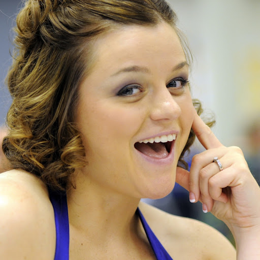 Kara Stone Photo 13