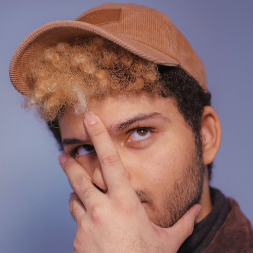 Eddie Santana Photo 9