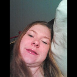 Katrina Groves Photo 8