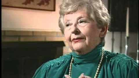 Margaret Lowe Photo 37