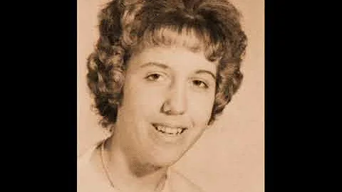 Loretta Ward Photo 30