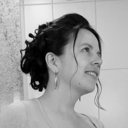 Elena Villanueva Photo 13