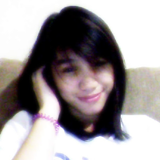 Elaine Pineda Photo 10