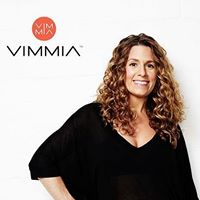Julie Valenti Photo 6