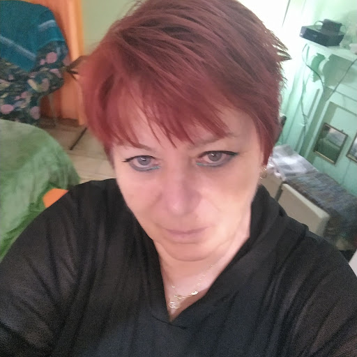 Anna Kelemen Photo 10
