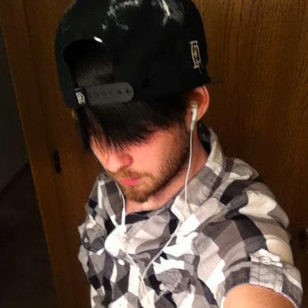 Justin Deason Photo 9