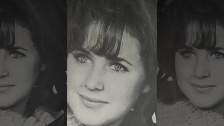 Lori Martin Photo 40