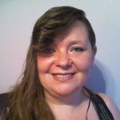 Nina Arnold Photo 14