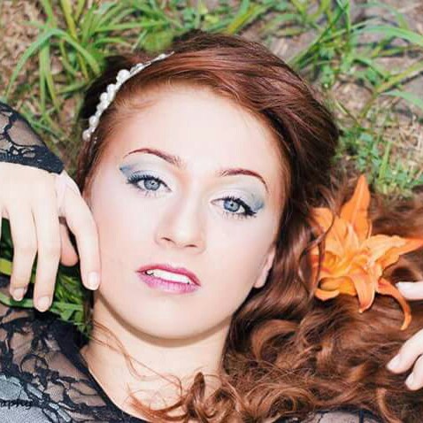 Lindsey Austin Photo 12