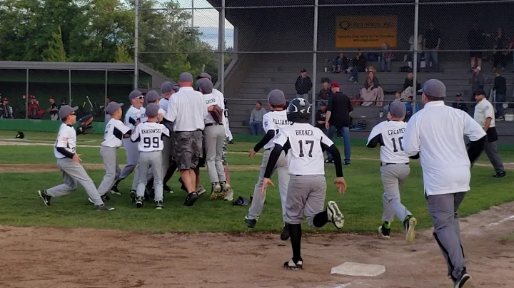 Anthony Montesano Photo 21