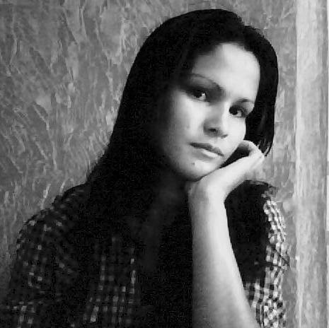 Carolina Gonzalez Photo 11