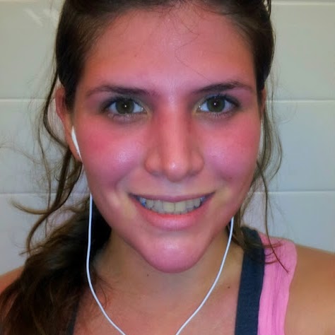 Sarah Mendoza Photo 13